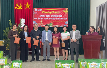 Ban Liên lạc Nhà báo nữ phía Tây Hải Phòng phối hợp với Công ty Cổ phần Phát triển Dinh dưỡng Hoa Kỳ tổ chức chương trình thiện nguyện, tặng quà xuân Bính Ngọ 2026