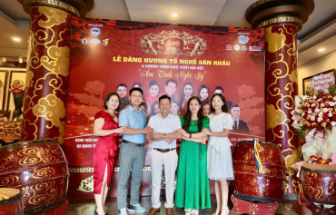 CÔNG TY CPPT DINH DƯỠNG HOA KỲ HƯỚNG VỀ NGÀY SÂN KHẤU VIỆT NAM – LAN TỎA TÌNH YÊU VÀ SỰ TRI ÂN NGHỆ SỸ